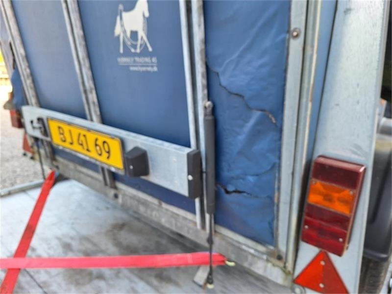 Brenderup 33 K HESTETRAILER - Přepravník na koně: obrázek 3 Brenderup 33 K HESTETRAILER - Přepravník na koně: obrázek 3