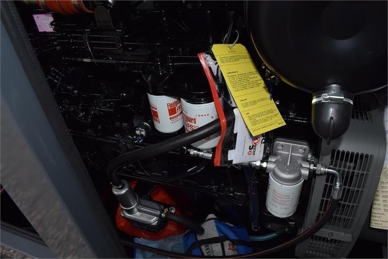 Elektrický generátor Cummins 165 kva: obrázek 7