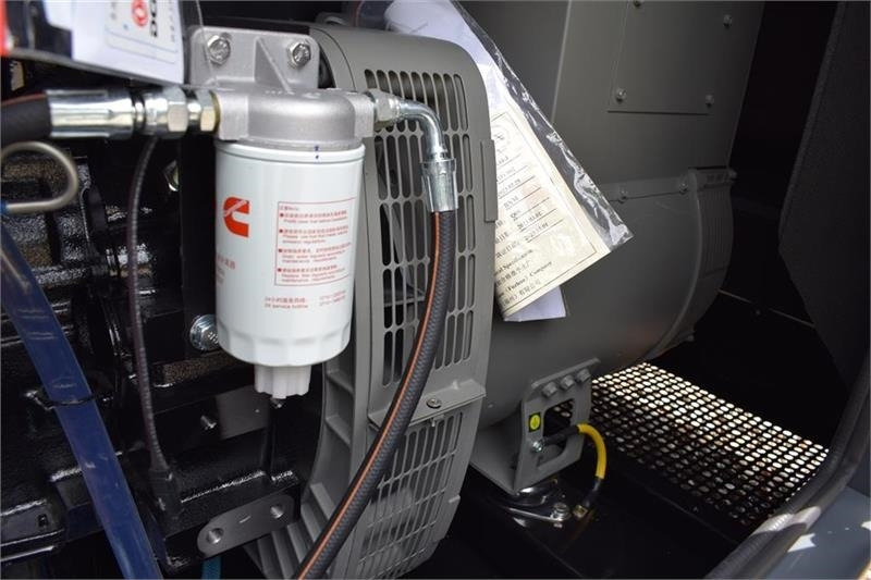 Elektrický generátor Cummins 165 kva: obrázek 8