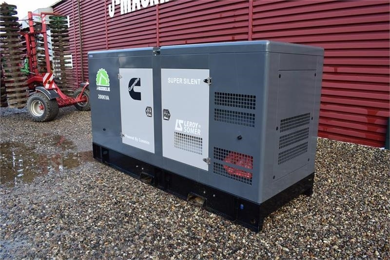 Cummins 200 KvA - Elektrický generátor: obrázek 1 Cummins 200 KvA - Elektrický generátor: obrázek 1