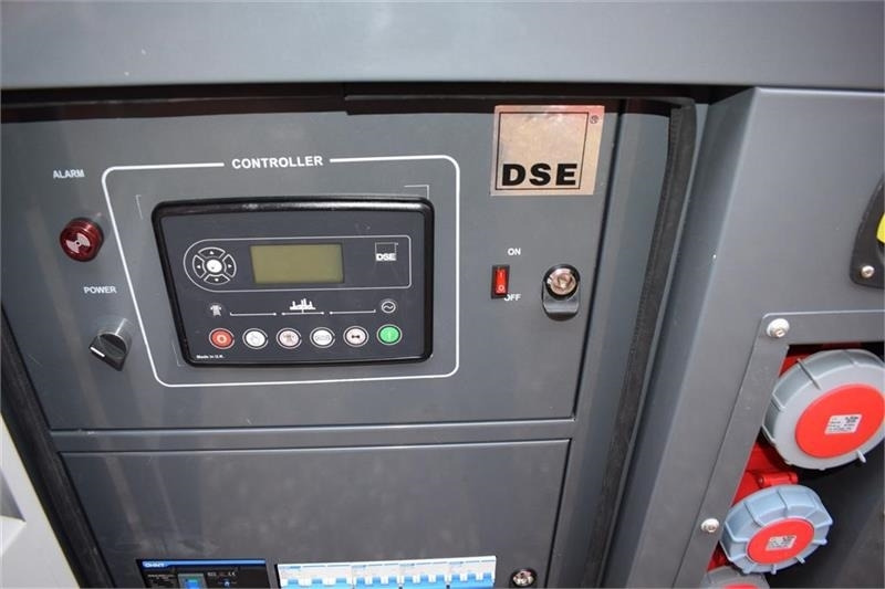 Elektrický generátor Cummins 88 KvA: obrázek 6