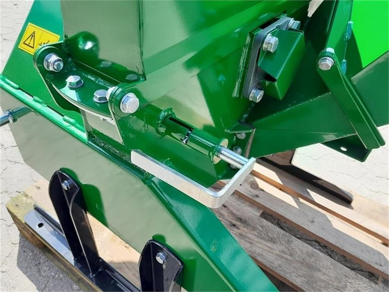 Dk-Tec - Štěpkovač: obrázek 4 Dk-Tec - Štěpkovač: obrázek 4