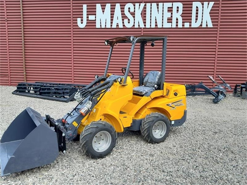 Eurotrac W11 Teleskoparm - Kloubový nakladač: obrázek 2 Eurotrac W11 Teleskoparm - Kloubový nakladač: obrázek 2