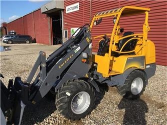 Eurotrac W12 m. lang arm - Kloubový nakladač: obrázek 1 Eurotrac W12 m. lang arm - Kloubový nakladač: obrázek 1
