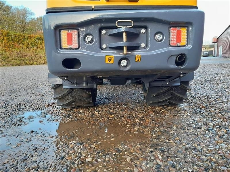 Eurotrac W12S m. mellem arm - Kloubový nakladač: obrázek 5 Eurotrac W12S m. mellem arm - Kloubový nakladač: obrázek 5