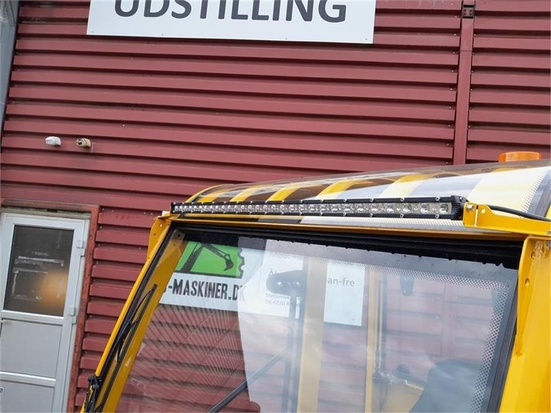 Kolový nakladač Eurotrac W12S med førerhus, skovl og gafler: obrázek 10 Kolový nakladač Eurotrac W12S med førerhus, skovl og gafler: obrázek 10