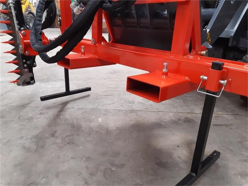 Eurotrac boxer agri - Stranový mulčovač: obrázek 3 Eurotrac boxer agri - Stranový mulčovač: obrázek 3