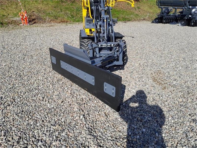 FK Machinery FODER SKRABER - Radlice pro Stavební technika: obrázek 3 FK Machinery FODER SKRABER - Radlice pro Stavební technika: obrázek 3