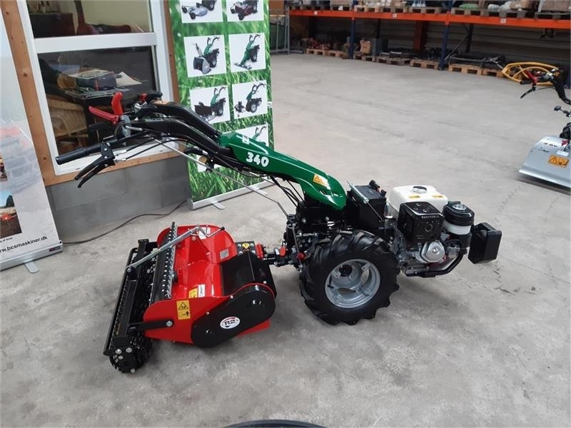 Ferrari 340 el-start - Komunální traktor: obrázek 2 Ferrari 340 el-start - Komunální traktor: obrázek 2