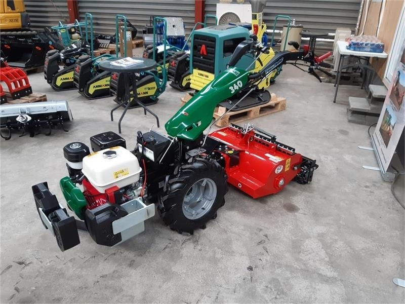 Ferrari 340 el-start - Komunální traktor: obrázek 4 Ferrari 340 el-start - Komunální traktor: obrázek 4