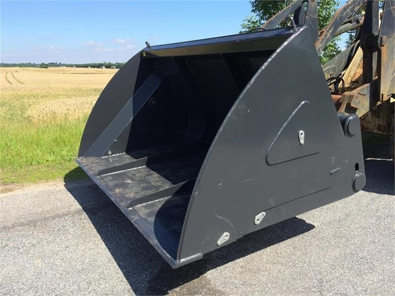 - - - J-Maskiner 3kb højtipskovl - Nakládací lžíce: obrázek 1 - - - J-Maskiner 3kb højtipskovl - Nakládací lžíce: obrázek 1