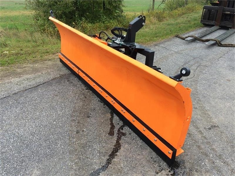 J-Maskiner IT-3000 skråplov med fjederbelastet skær - Sněžný pluh pro Zemědělská technika: obrázek 2 J-Maskiner IT-3000 skråplov med fjederbelastet skær - Sněžný pluh pro Zemědělská technika: obrázek 2