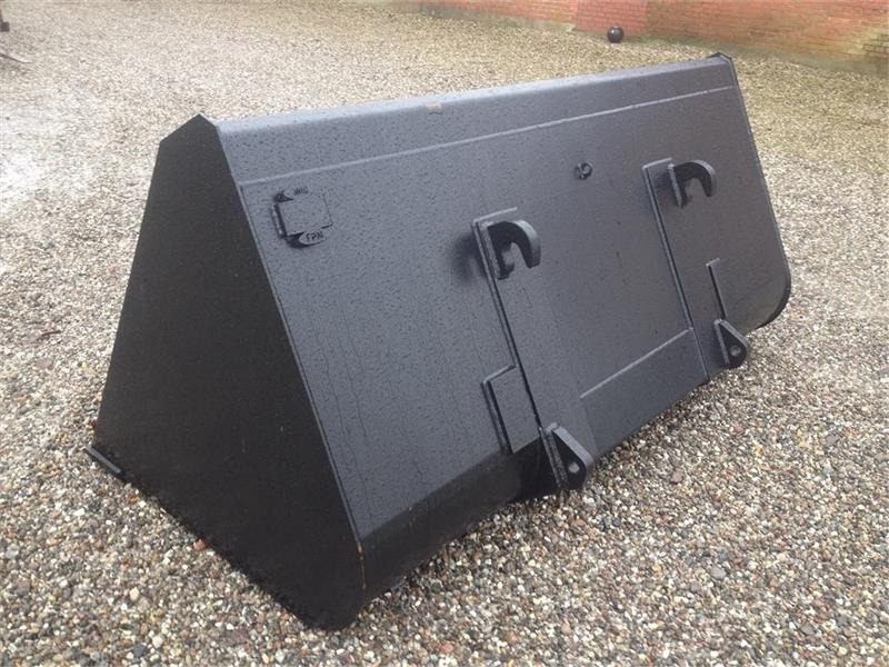 Manitou J-Maskiner Kornskovl - Teleskopický manipulátor: obrázek 2 Manitou J-Maskiner Kornskovl - Teleskopický manipulátor: obrázek 2