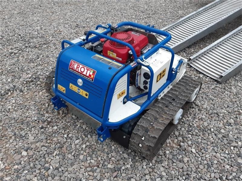 X-rot 70 cm med Honda GXV390 hybrid - Sekačka na trávu: obrázek 4 X-rot 70 cm med Honda GXV390 hybrid - Sekačka na trávu: obrázek 4