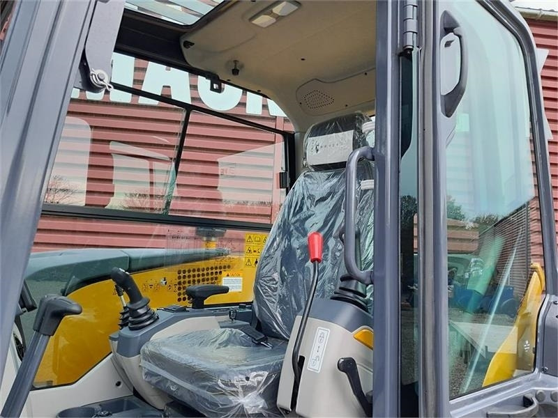 Pásové rýpadlo XCMG XE80E: obrázek 10