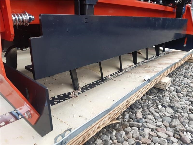 - - - boxer - Secí stroj: obrázek 3 - - - boxer - Secí stroj: obrázek 3