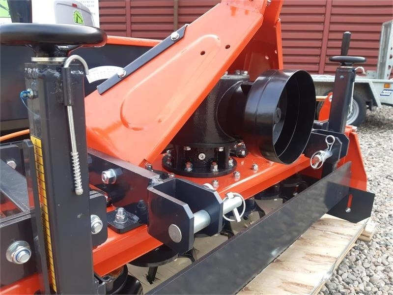 - - - boxer - Secí stroj: obrázek 4 - - - boxer - Secí stroj: obrázek 4