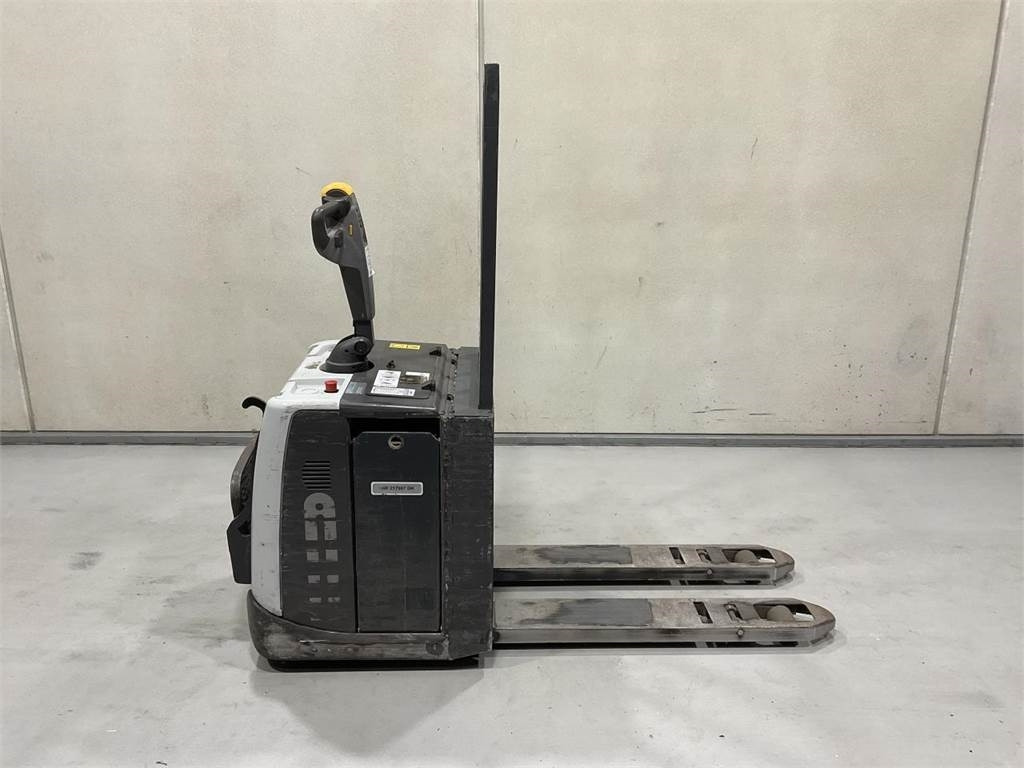 Atlet PMR200P - Paletový vozík: obrázek 1 Atlet PMR200P - Paletový vozík: obrázek 1