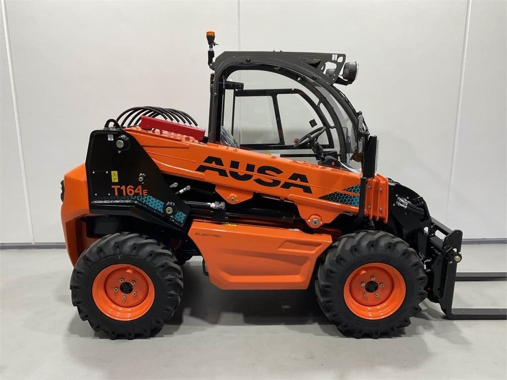 Ausa T164EX4 - Teleskopická plošina: obrázek 1 Ausa T164EX4 - Teleskopická plošina: obrázek 1