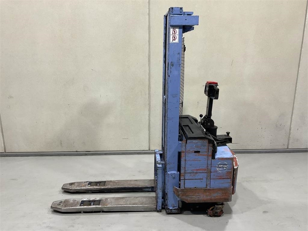 BT LSV 1250 E - Stohovací vozík: obrázek 3 BT LSV 1250 E - Stohovací vozík: obrázek 3