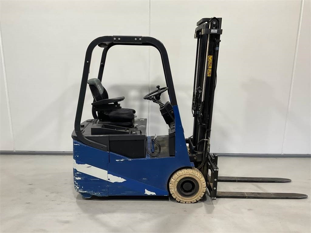 CTC PL313 - Elektrický vysokozdvižný vozík: obrázek 1 CTC PL313 - Elektrický vysokozdvižný vozík: obrázek 1