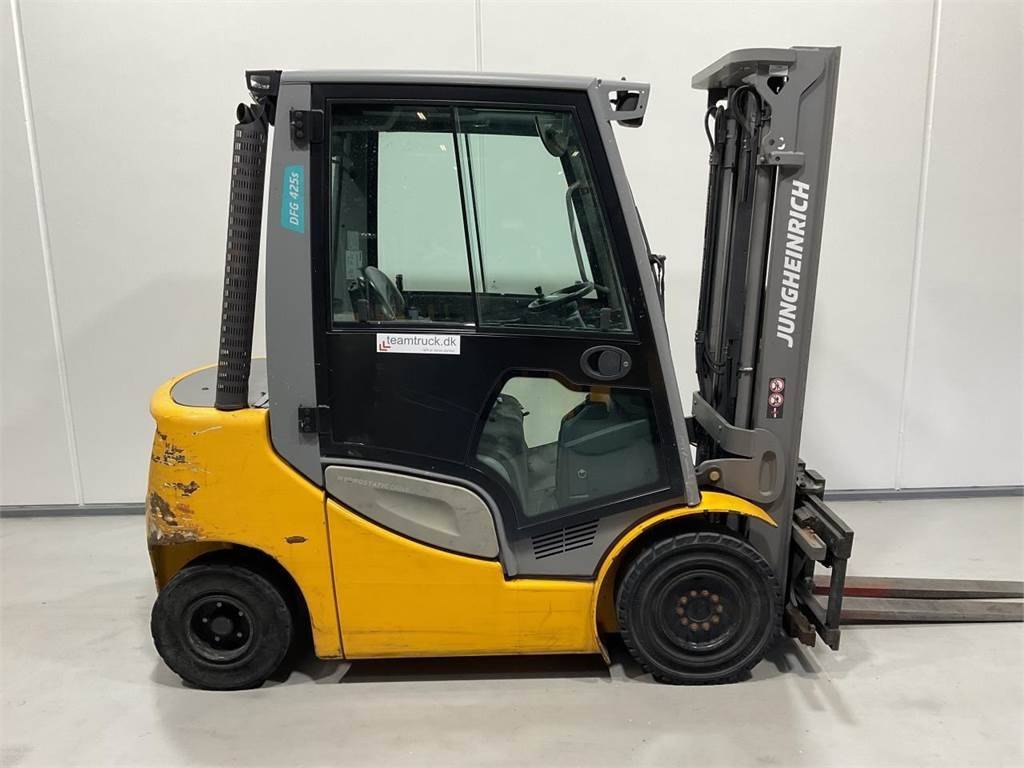 Jungheinrich DFG 425S - Dieselový vysokozdvižný vozík: obrázek 1 Jungheinrich DFG 425S - Dieselový vysokozdvižný vozík: obrázek 1