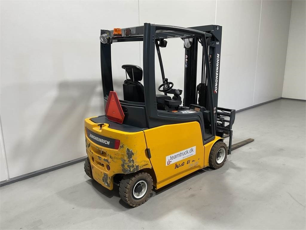 Jungheinrich EFG 320 - Elektrický vysokozdvižný vozík: obrázek 2 Jungheinrich EFG 320 - Elektrický vysokozdvižný vozík: obrázek 2