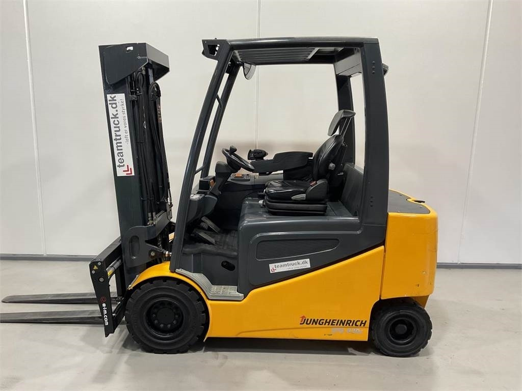 Jungheinrich EFG 430 - Elektrický vysokozdvižný vozík: obrázek 3 Jungheinrich EFG 430 - Elektrický vysokozdvižný vozík: obrázek 3