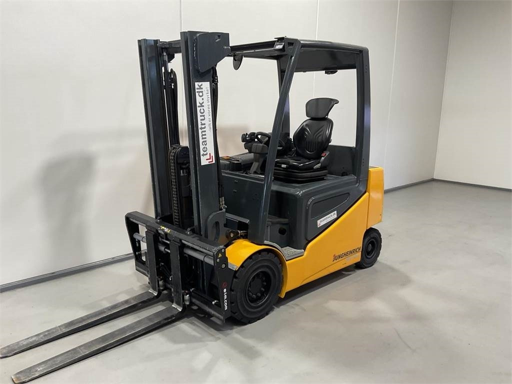 Jungheinrich EFG 430 - Elektrický vysokozdvižný vozík: obrázek 4 Jungheinrich EFG 430 - Elektrický vysokozdvižný vozík: obrázek 4