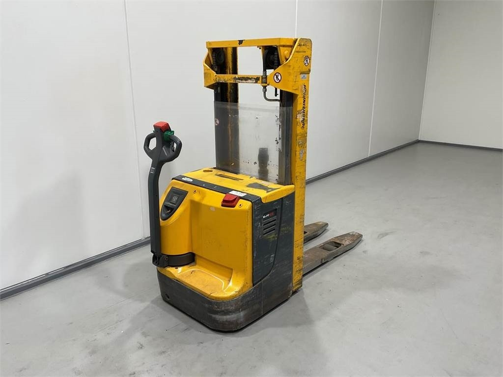 Jungheinrich EJC12 - Stohovací vozík: obrázek 2 Jungheinrich EJC12 - Stohovací vozík: obrázek 2