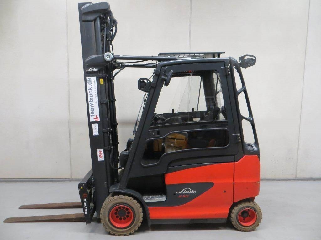 Linde E30H-01/600 - Elektrický vysokozdvižný vozík: obrázek 2 Linde E30H-01/600 - Elektrický vysokozdvižný vozík: obrázek 2