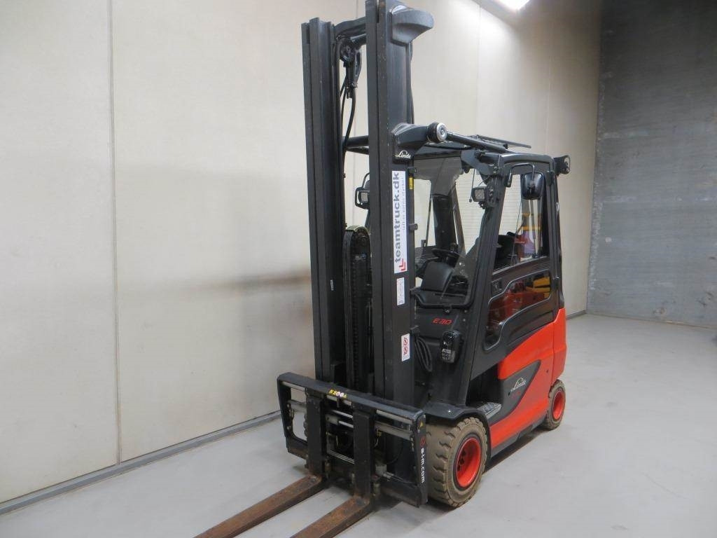 Linde E30H-01/600 - Elektrický vysokozdvižný vozík: obrázek 3 Linde E30H-01/600 - Elektrický vysokozdvižný vozík: obrázek 3