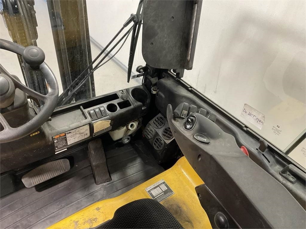 Yale ERP30VL - Elektrický vysokozdvižný vozík: obrázek 3 Yale ERP30VL - Elektrický vysokozdvižný vozík: obrázek 3