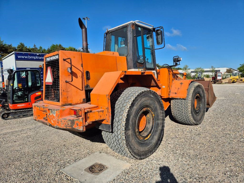 Hitachi FR 130 - Kolový nakladač: obrázek 4 Hitachi FR 130 - Kolový nakladač: obrázek 4