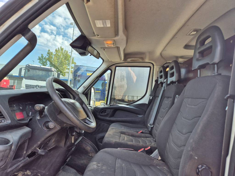 Nákladní automobil valníkový/ Plošinový Iveco Daily 70c17 // med lad og presenning: obrázek 8