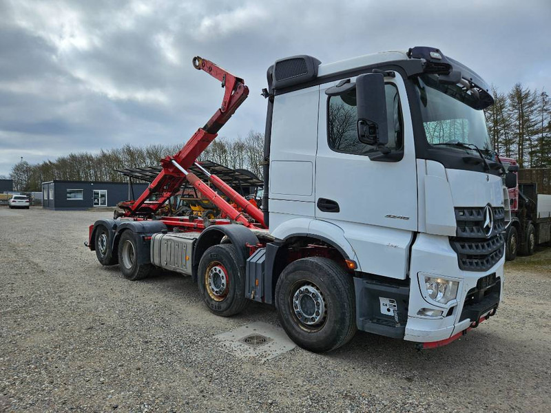Mercedes-Benz Arocs 3246 L 8x2/4 //Kroghejs / Hook / Hagen// - Hákový nosič kontejnerů: obrázek 2 Mercedes-Benz Arocs 3246 L 8x2/4 //Kroghejs / Hook / Hagen// - Hákový nosič kontejnerů: obrázek 2