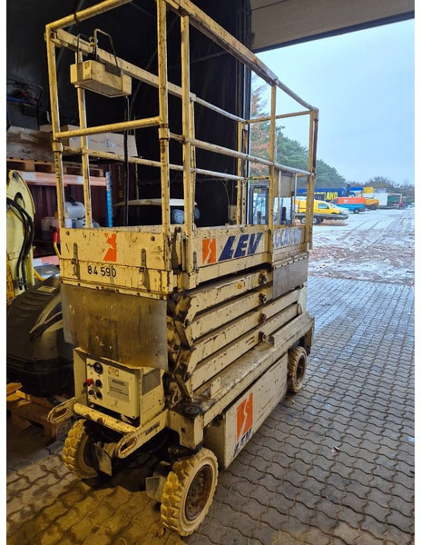 Pinguely Haulotte H800E // 2 personers - Nůžková plošina: obrázek 2 Pinguely Haulotte H800E // 2 personers - Nůžková plošina: obrázek 2