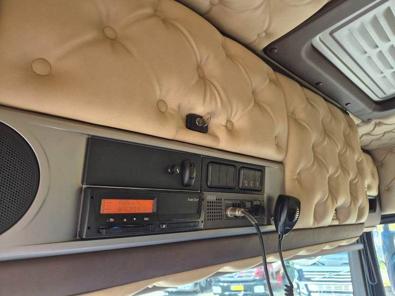 Tahač DAF XF 530 // Big Hydraulic // special interior: obrázek 11