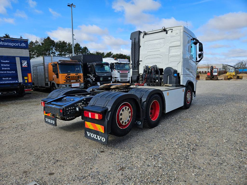 Volvo FH 500 // 6x2 // Hydraulik // ACC - Tahač: obrázek 5 Volvo FH 500 // 6x2 // Hydraulik // ACC - Tahač: obrázek 5
