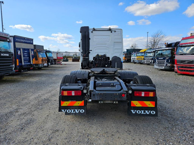 Volvo FH 500 // 6x2 // Hydraulik // ACC - Tahač: obrázek 5 Volvo FH 500 // 6x2 // Hydraulik // ACC - Tahač: obrázek 5