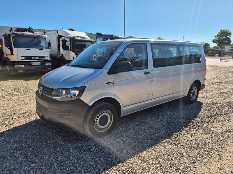 Volkswagen Transporter 2,0 TDi 102 Kombi lang 4d 9 prs - Osobní auto: obrázek 1 Volkswagen Transporter 2,0 TDi 102 Kombi lang 4d 9 prs - Osobní auto: obrázek 1
