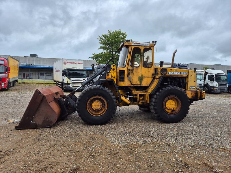 Volvo BM 4300 - Kolový nakladač: obrázek 2 Volvo BM 4300 - Kolový nakladač: obrázek 2
