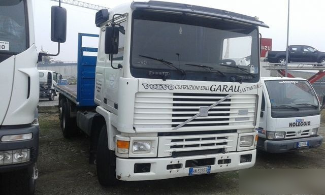 Volvo F.10 - Nákladní automobil valníkový/ Plošinový: obrázek 2 Volvo F.10 - Nákladní automobil valníkový/ Plošinový: obrázek 2