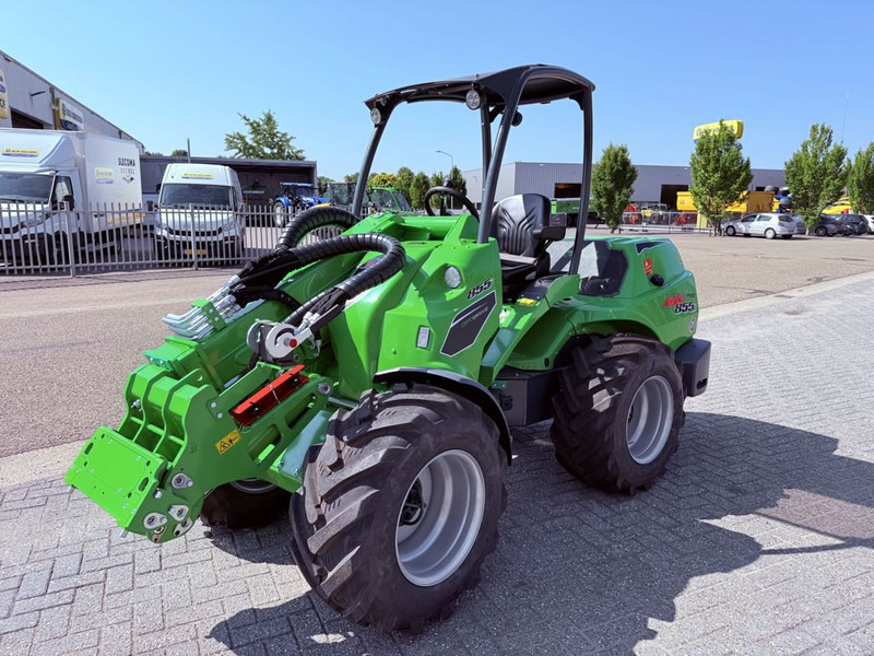 Avant 855i TDL 1900 kg 3.5 mtr - Kolový nakladač: obrázek 2 Avant 855i TDL 1900 kg 3.5 mtr - Kolový nakladač: obrázek 2
