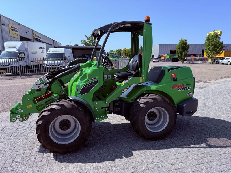 Avant 860i TDL + 1900kg 3.5 mtr 30km/h - Kolový nakladač: obrázek 5 Avant 860i TDL + 1900kg 3.5 mtr 30km/h - Kolový nakladač: obrázek 5