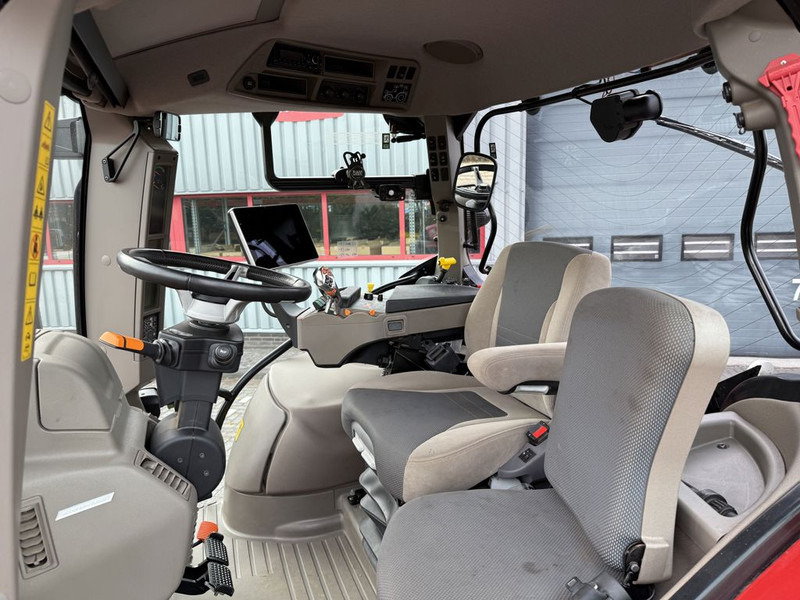 Case IH Maxxum 150 CVX Stage V - Traktor: obrázek 5 Case IH Maxxum 150 CVX Stage V - Traktor: obrázek 5