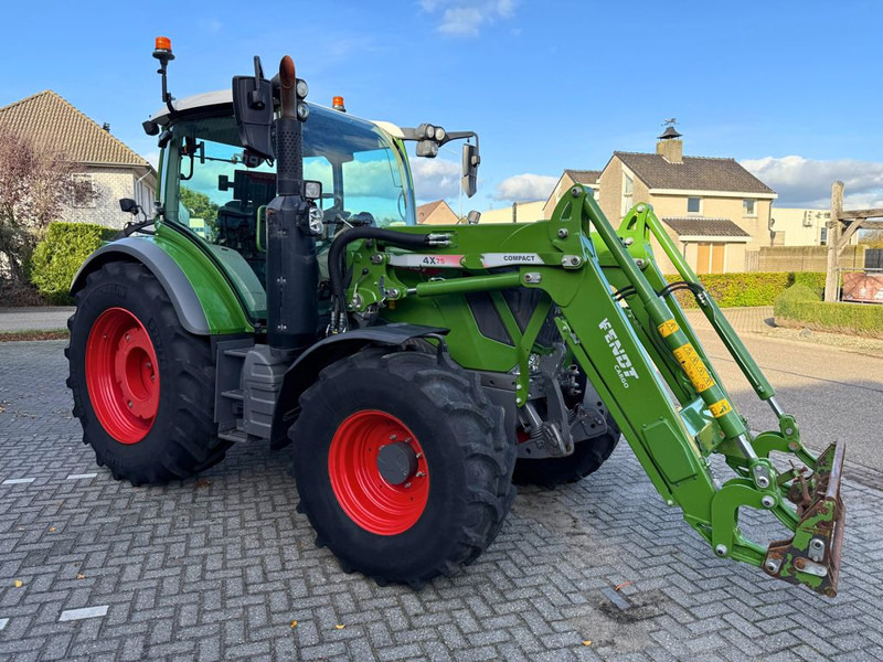 Fendt 313 Vario FendtOne + Fendt Cargo 4x75 - Traktor: obrázek 4 Fendt 313 Vario FendtOne + Fendt Cargo 4x75 - Traktor: obrázek 4