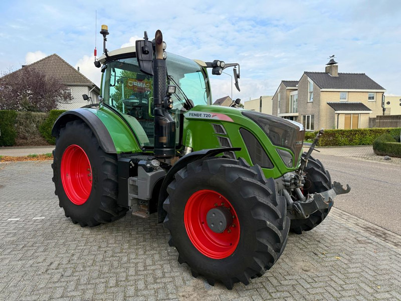 Fendt 720 S4 Vario PowerPlus - Traktor: obrázek 4 Fendt 720 S4 Vario PowerPlus - Traktor: obrázek 4