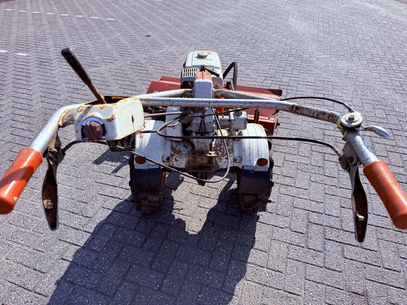 Honda F800 Veegmachine - Zametací vůz: obrázek 3 Honda F800 Veegmachine - Zametací vůz: obrázek 3