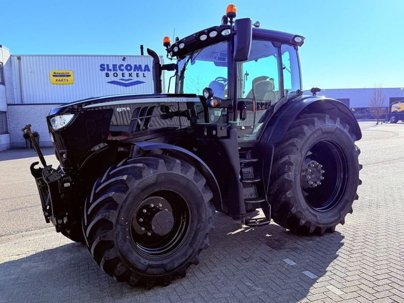 John Deere 6175R Premium Cab Black Edition - Traktor: obrázek 2 John Deere 6175R Premium Cab Black Edition - Traktor: obrázek 2